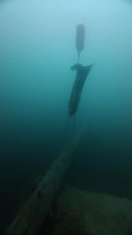 A tube in 20 meters deep
